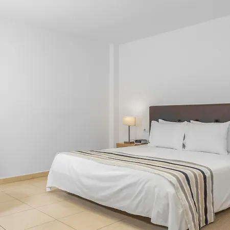 Ξενοδοχείο με διαμερίσματα Sunset Harbour Club 3*