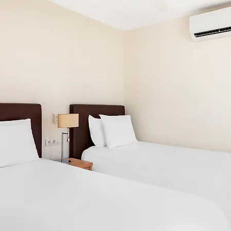 Ξενοδοχείο με διαμερίσματα Sunset Harbour Club 3*