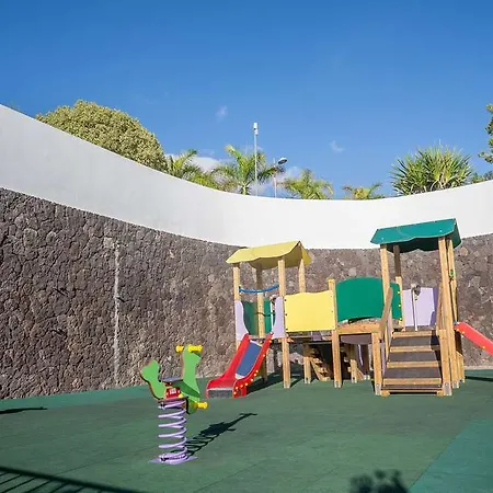 Ξενοδοχείο με διαμερίσματα Sunset Harbour Club Costa Adeje (Tenerife)