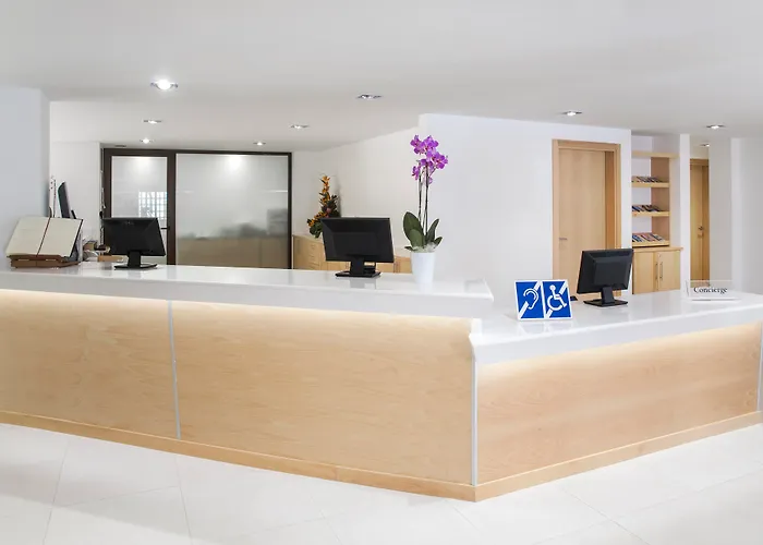 Aparthotel Sunset Harbour Club 4*